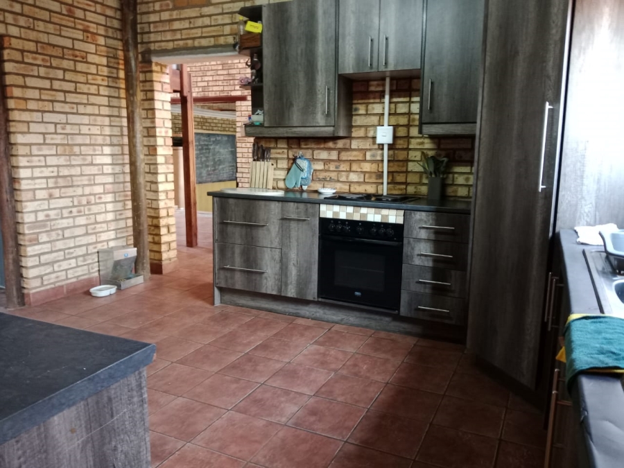 5 Bedroom Property for Sale in Kuruman Northern Cape